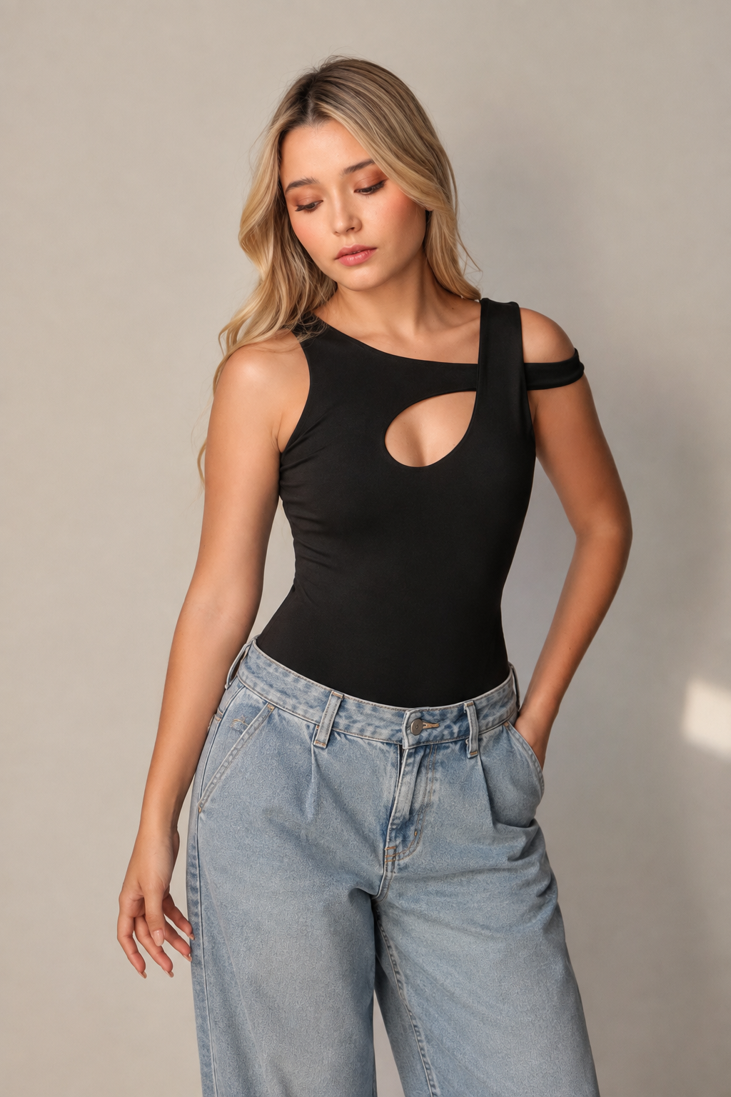 BODY GLOW ASIMETRICO NEGRO